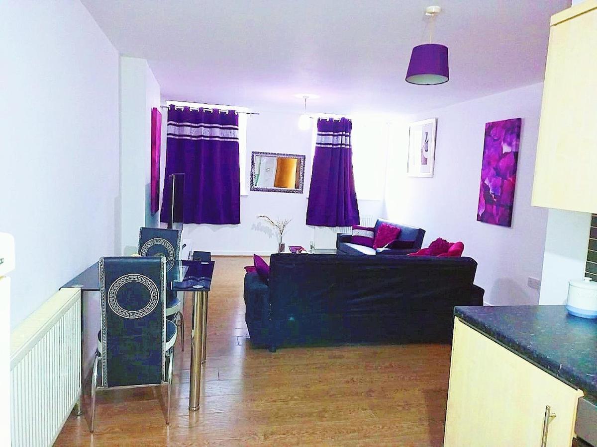 Double Room Close To Bradford University And City Centre ภายนอก รูปภาพ